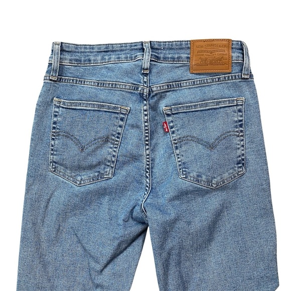 Levi’s Strauss Ribcage Bell Jeans - Picture 5 of 7